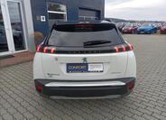 Peugeot 2008 11