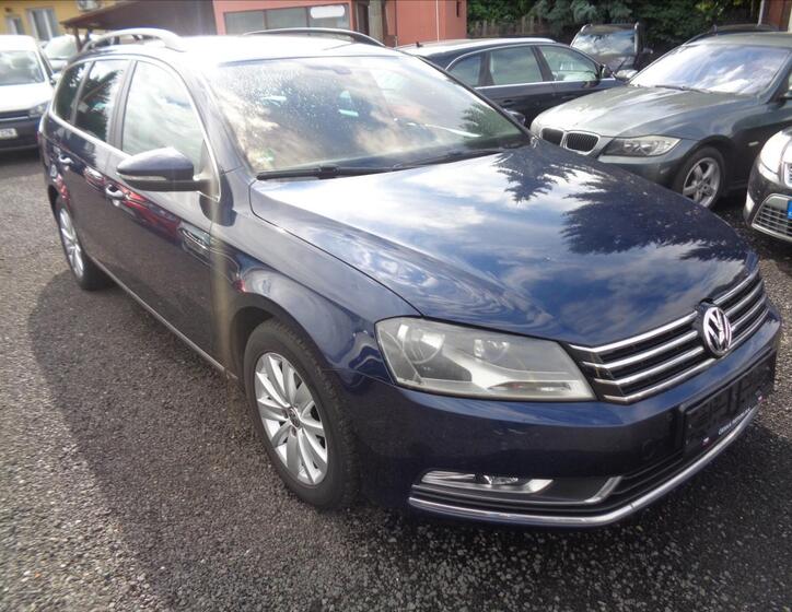 Volkswagen Passat 1