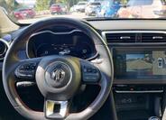 MG ZS 8