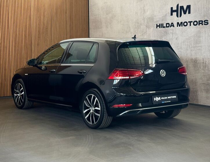 Volkswagen Golf 2
