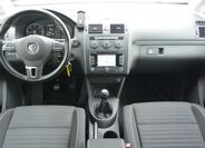 Volkswagen Touran 6