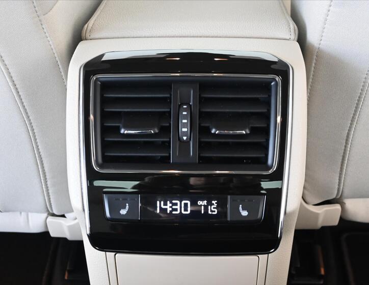 Škoda Superb 23