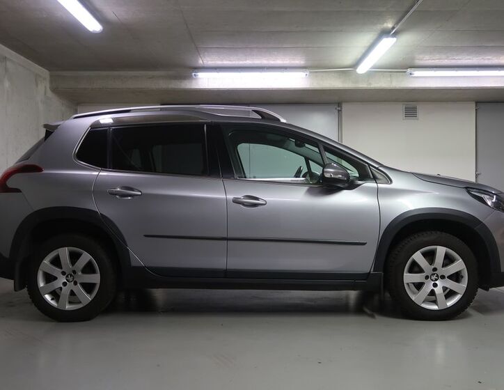 Peugeot 2008 4