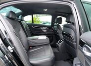 BMW Řada 7 27