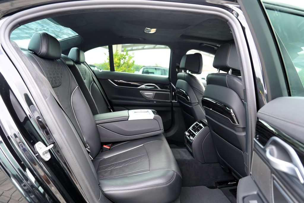 BMW Řada 7