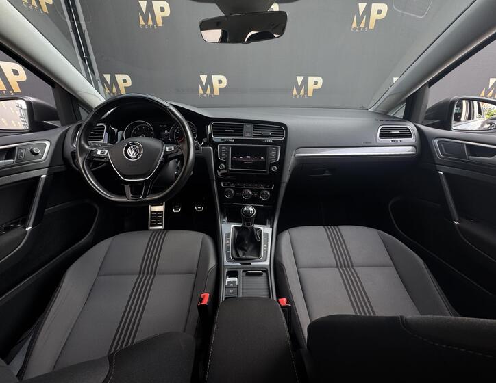 Volkswagen Golf 18