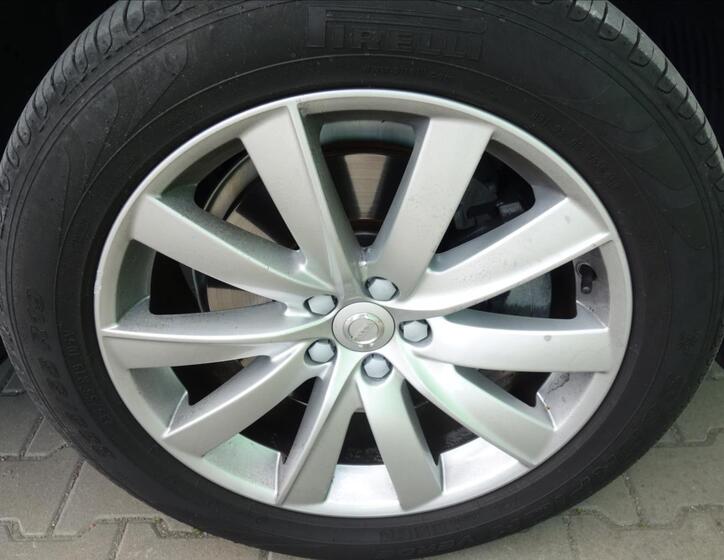 Volvo XC90 33