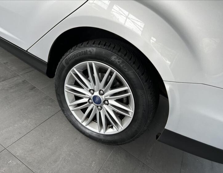 Ford Focus 24