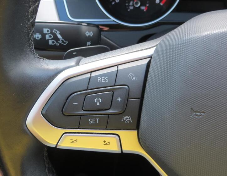Volkswagen Passat 19