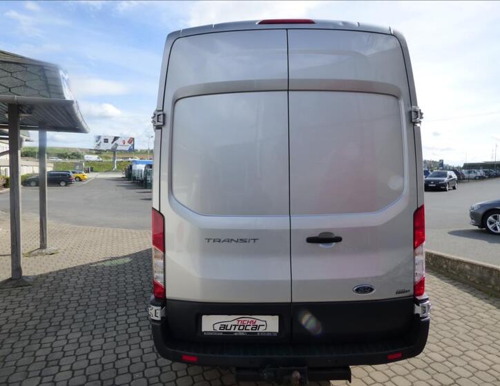 Ford Transit 4