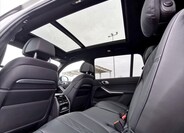 BMW X7 36