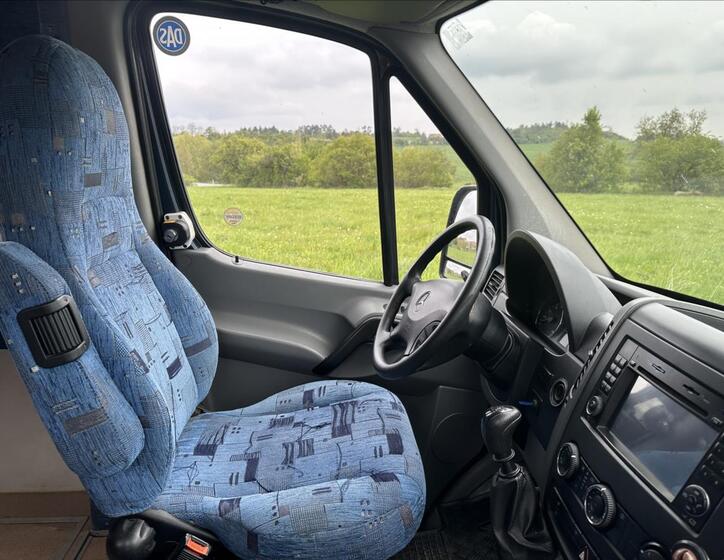 Mercedes-Benz Sprinter 26