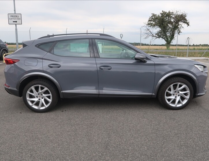 Cupra Formentor 8