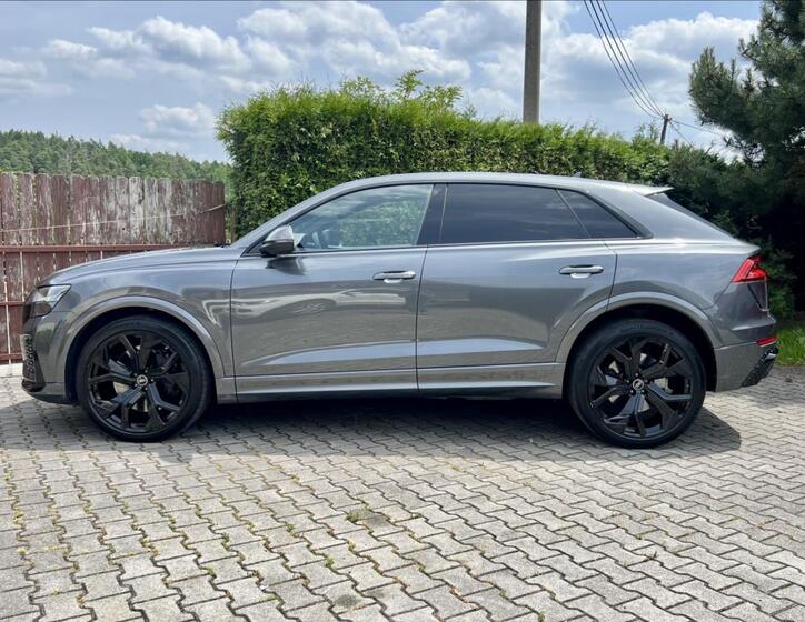 Audi RS Q8 2
