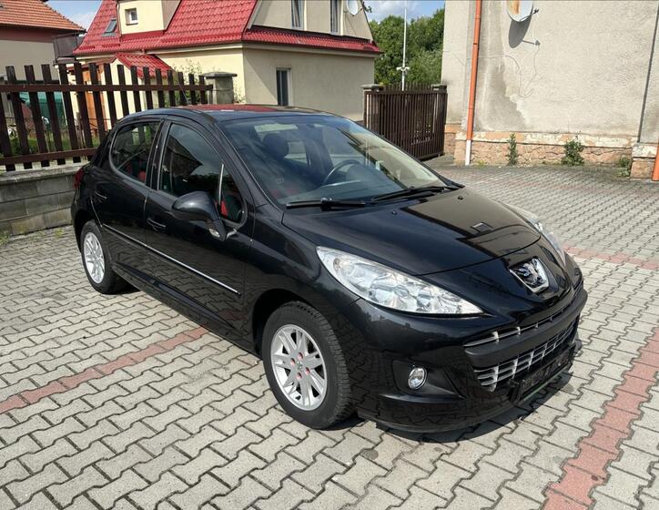 Peugeot 207 1
