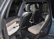 Volvo XC90 17