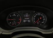 Audi Q3 12