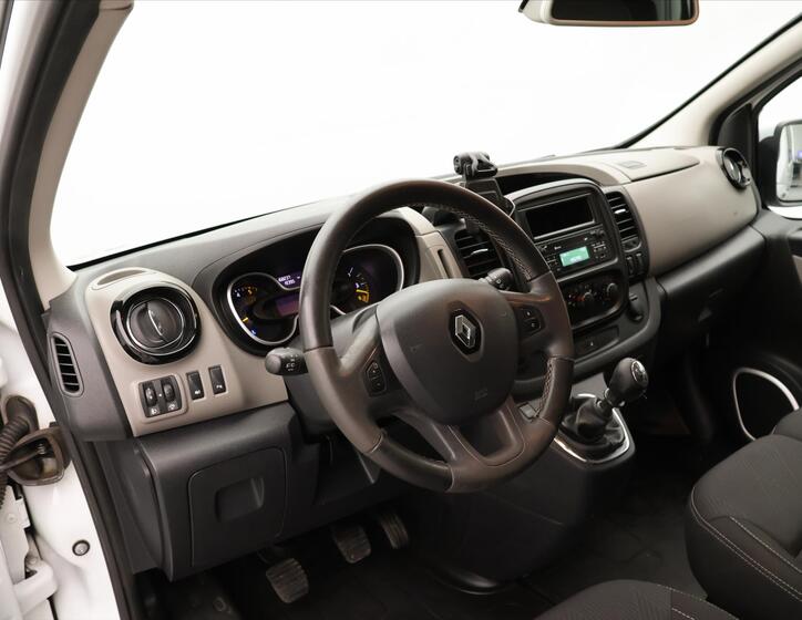 Renault Trafic 25