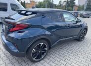 Toyota C-HR 4
