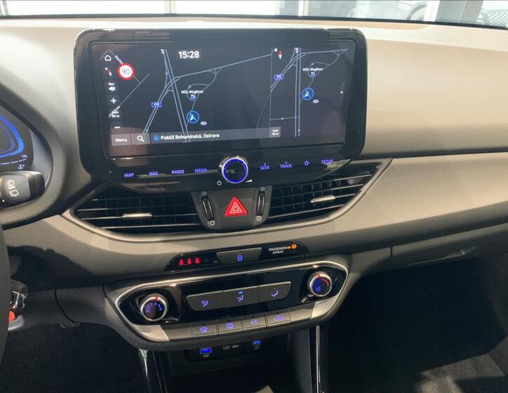 Hyundai i30 36