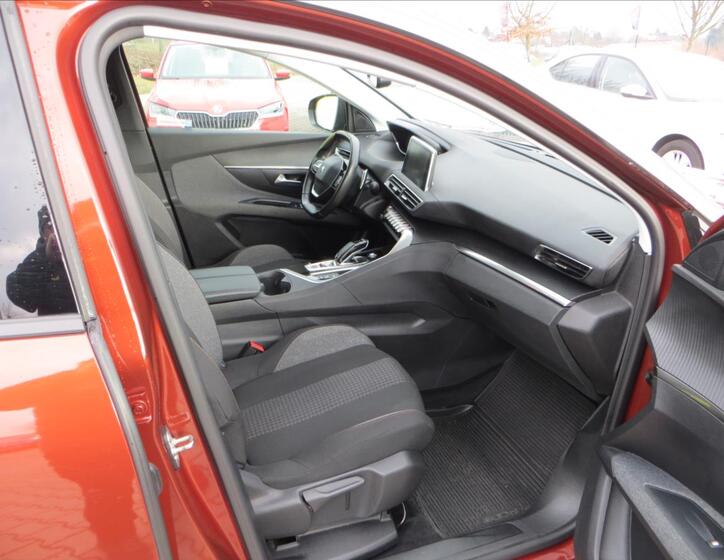 Peugeot 5008 10
