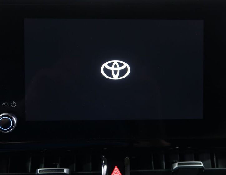 Toyota Corolla 16