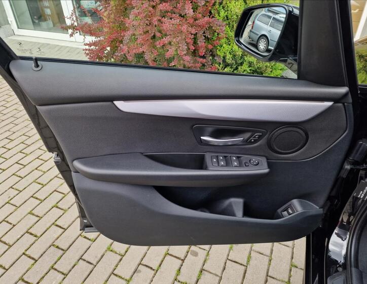 BMW Řada 2 37