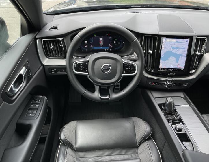 Volvo XC60 7