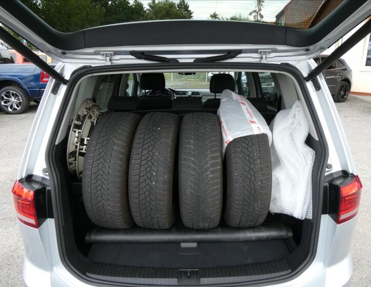 Volkswagen Touran 18