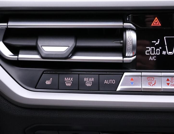 BMW Řada 3 32