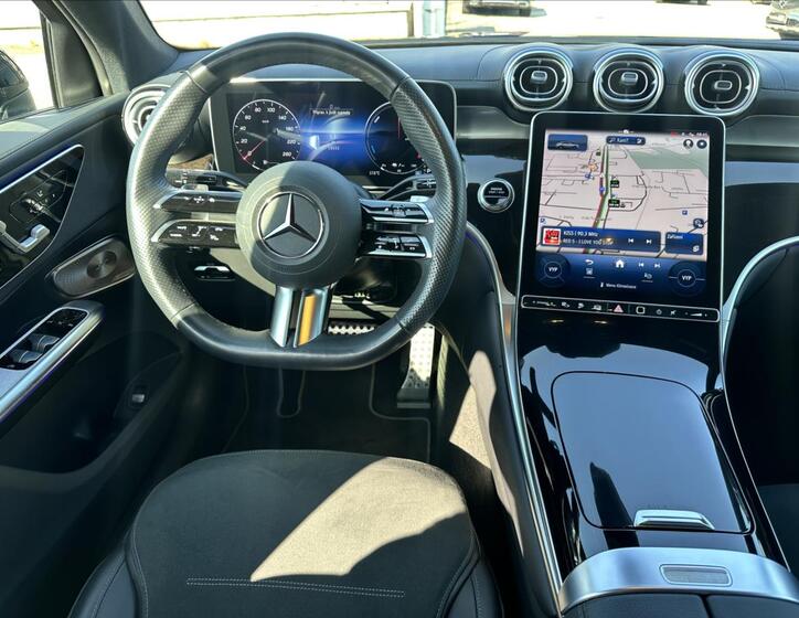 Mercedes-Benz GLC 13