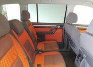 Volkswagen Touran 11