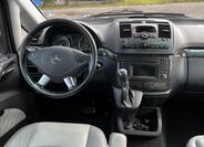 Mercedes-Benz Viano 32