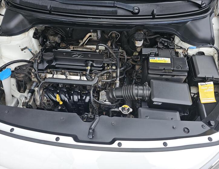 Hyundai i20 11