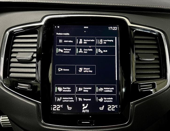 Volvo XC90 21