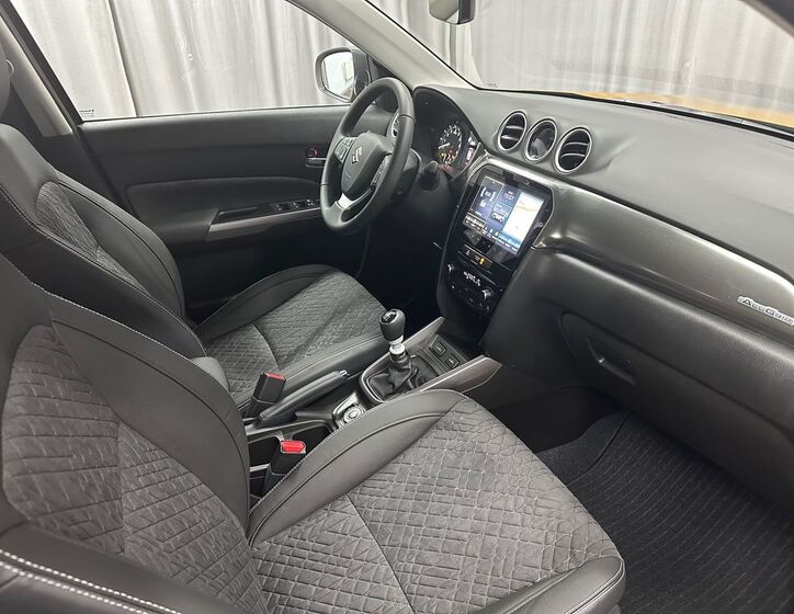 Suzuki Vitara 11