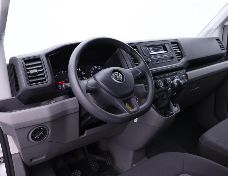 Volkswagen Crafter 27