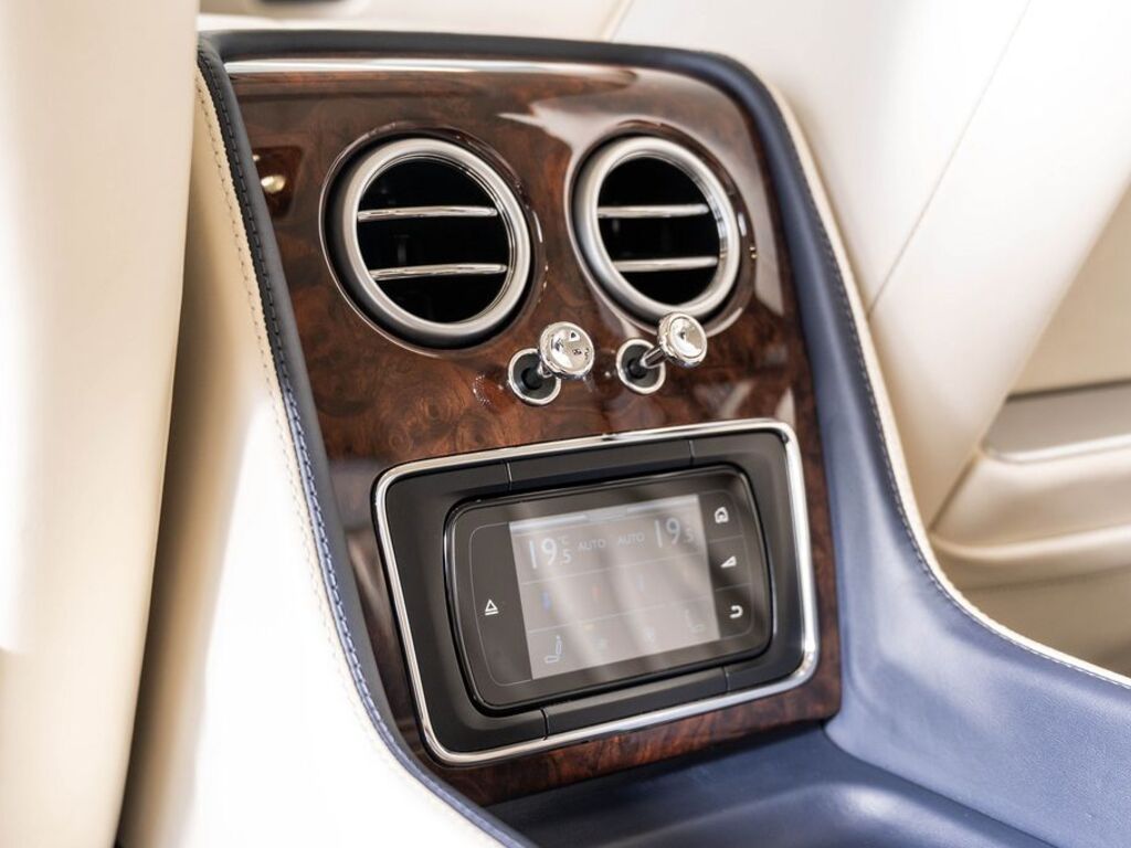 Bentley Flying Spur 22