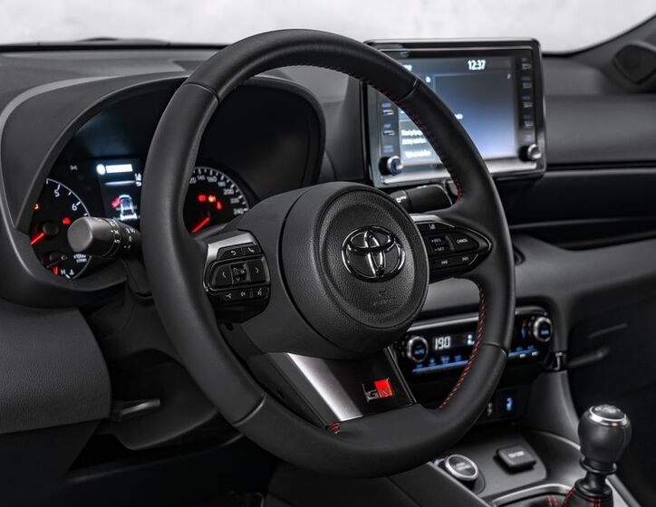 Toyota Yaris 18