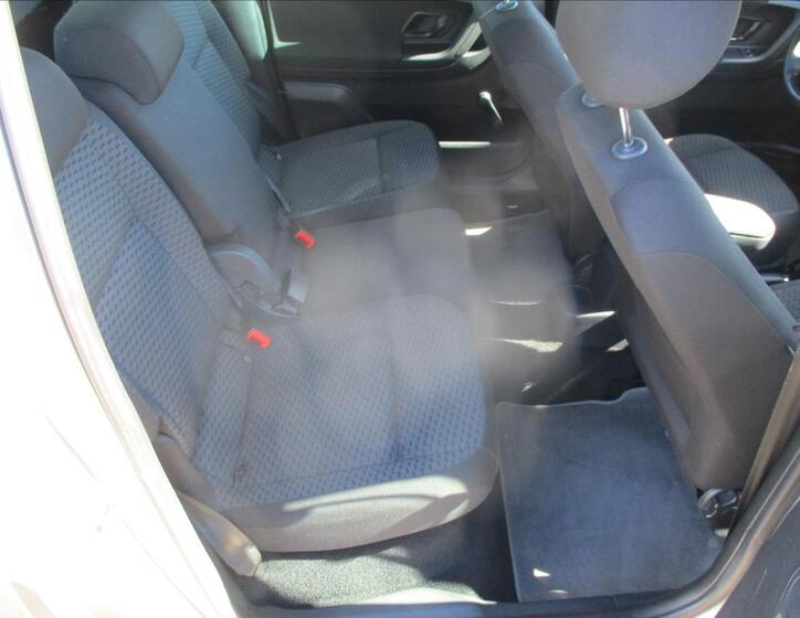 Škoda Roomster 11