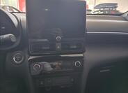Toyota Yaris Cross 9