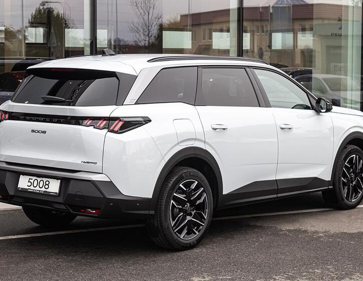 Peugeot 5008 6