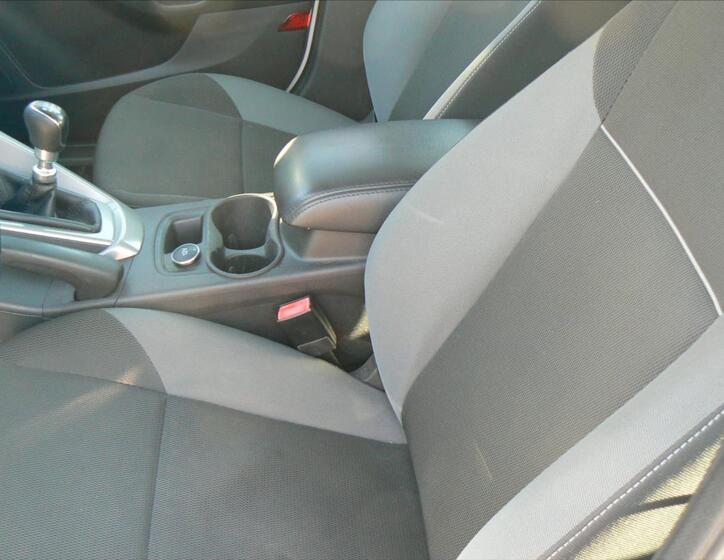 Ford Focus 11
