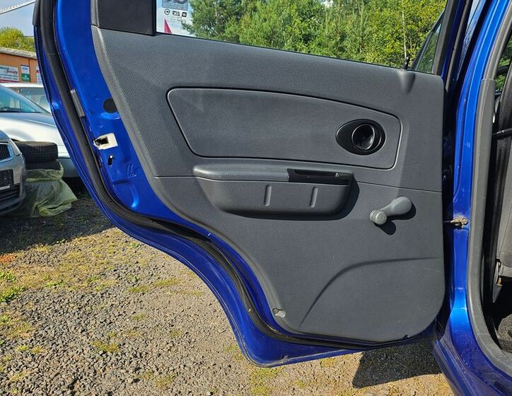 Chevrolet Spark 14