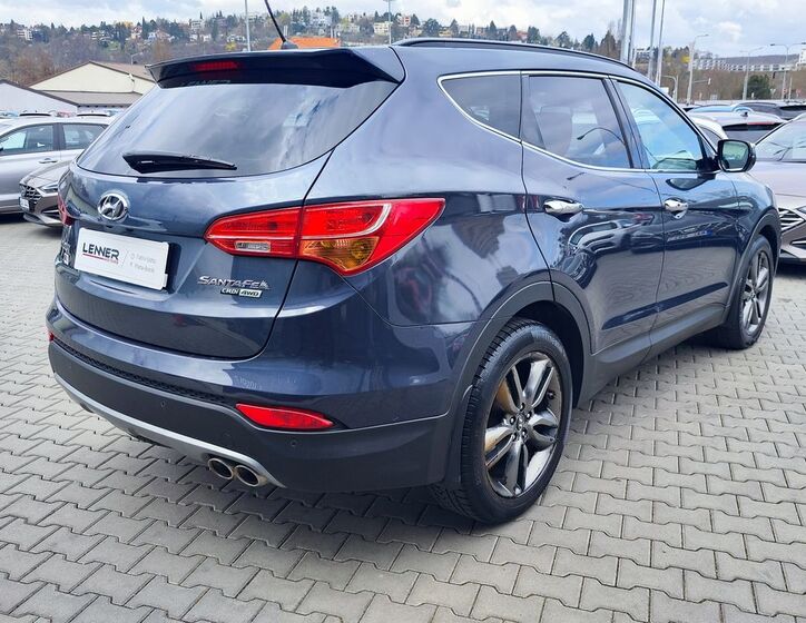 Hyundai Santa Fe 5