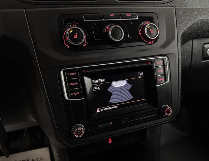 Volkswagen Caddy 26