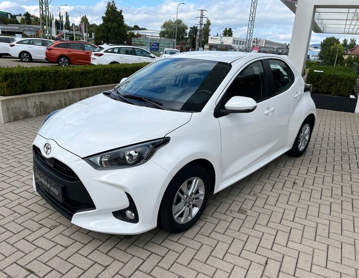 Toyota Yaris 2