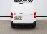 Toyota ProAce 6