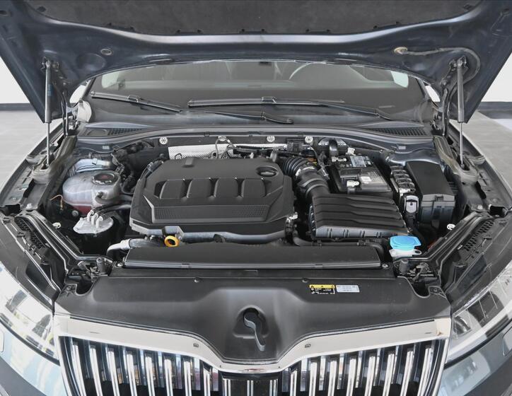 Škoda Superb 5