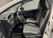 Toyota Yaris 7